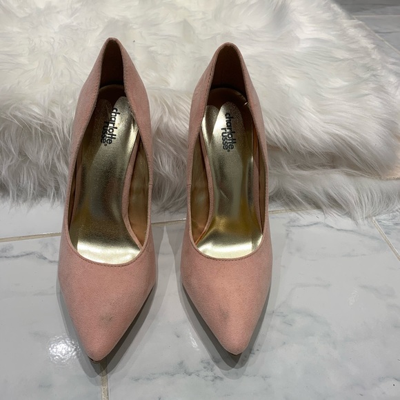 Pretty pink heels - Picture 3 of 6